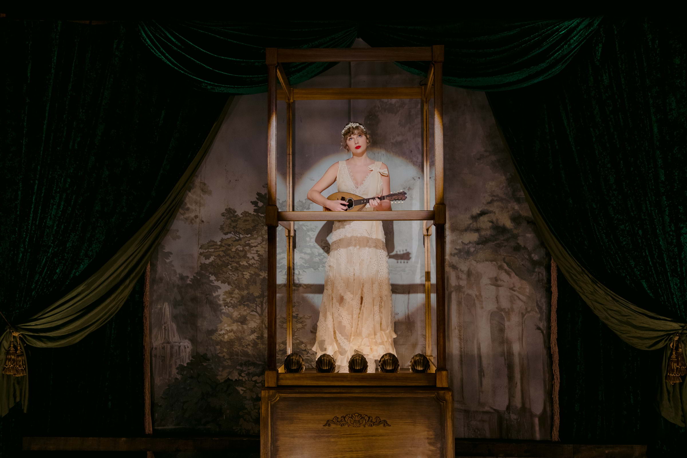Swifties, get over the Eras Tour hump with this free trail at the V&A