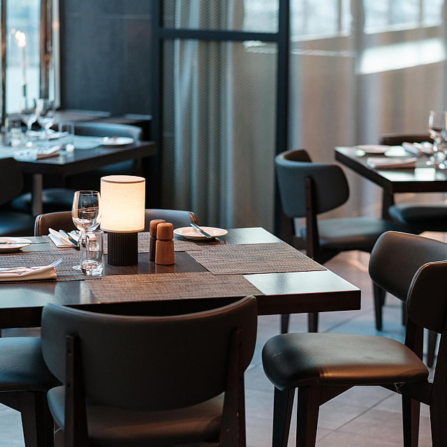 The Lounge Bar & Restaurant